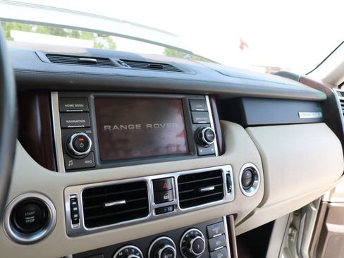 Used 2010 Land Rover Range Rover HSE LUX AWD/4WD image 25