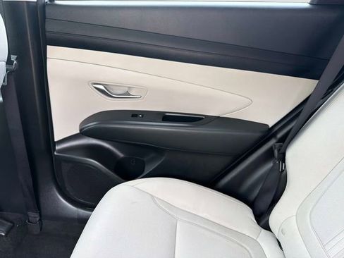 Used 2025 Hyundai Tucson SEL FWD image 15
