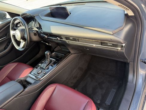 Used 2025 MAZDA CX-30 AWD 2.5 S w/ Preferred Package image 31