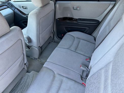 Used 2001 Toyota Highlander 4WD V6 image 4