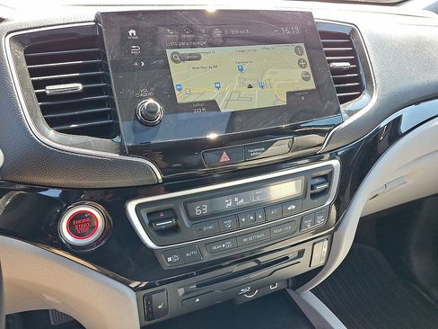 Used 2019 Honda Pilot Touring image 20