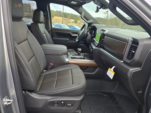 New 2026 Chevrolet Silverado 1500 High Country AWD/4WD image 30