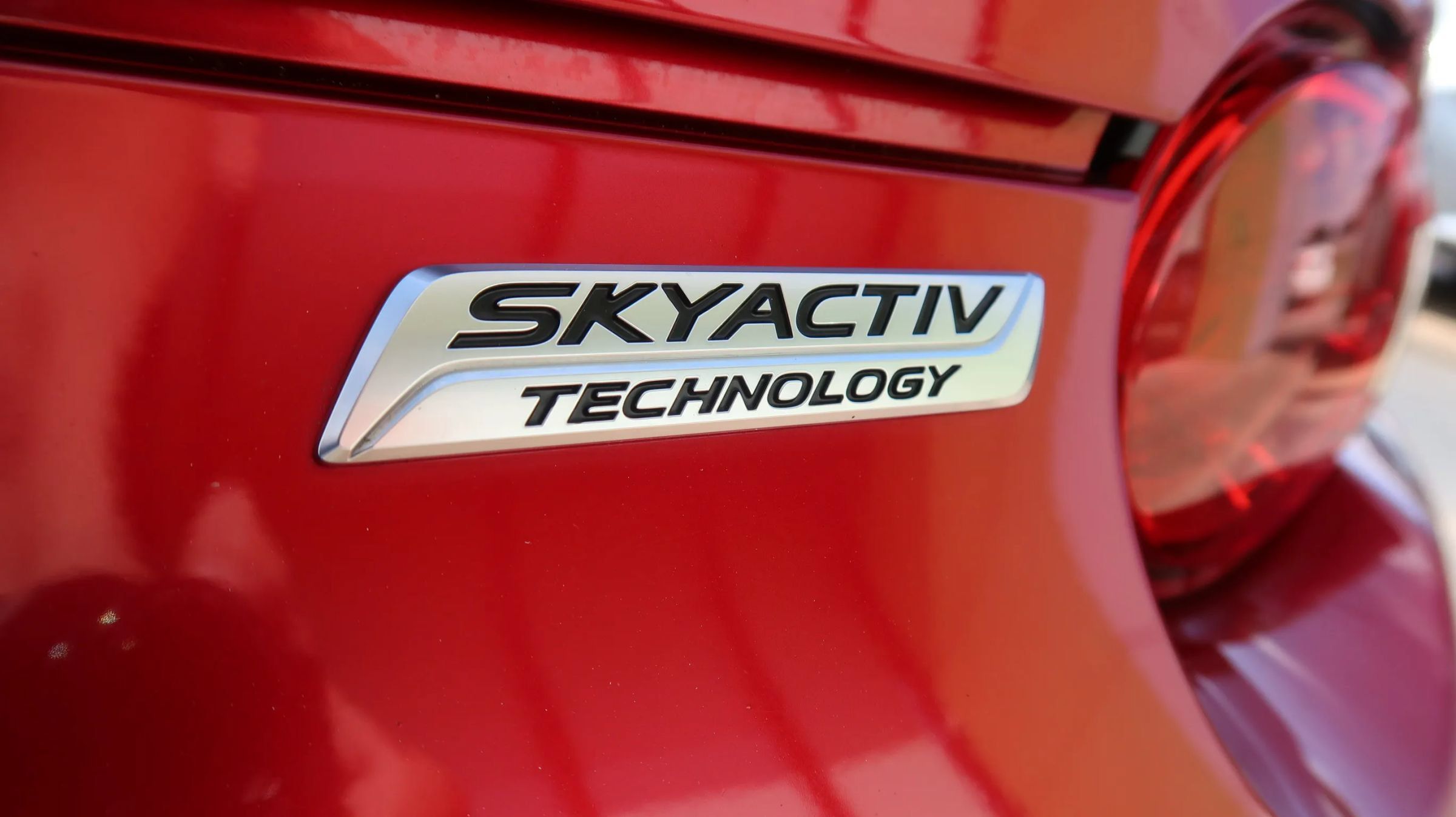 Used 2019 MAZDA MX-5 Miata RF Grand Touring RWD image 46