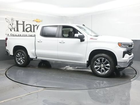 New 2026 Chevrolet Silverado 1500 LT w/ Z71 Off-Road Package AWD/4WD image 1