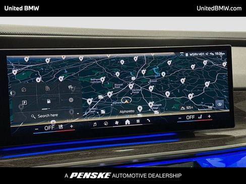 Used 2023 BMW 740i image 10