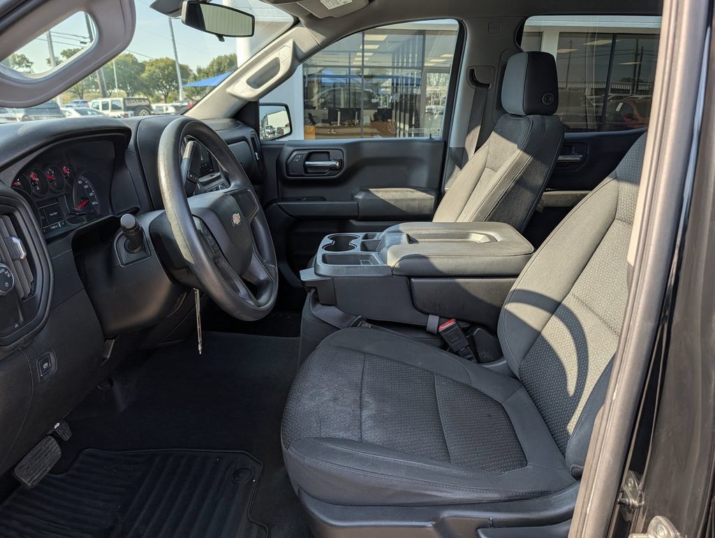 Used 2020 Chevrolet Silverado 1500 Custom w/ Custom Value Package RWD image 22