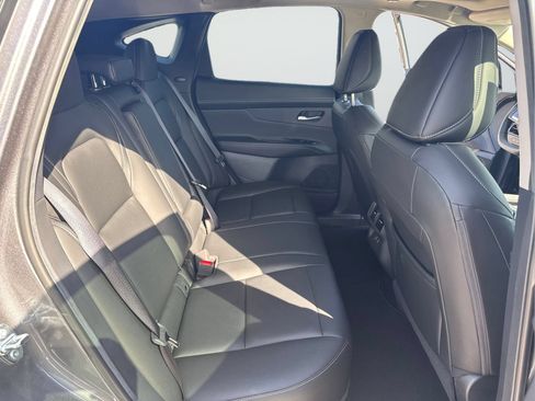 Certified 2025 Nissan Murano SL AWD/4WD image 37