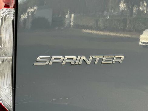 Used 2023 Mercedes-Benz Sprinter 2500 image 33