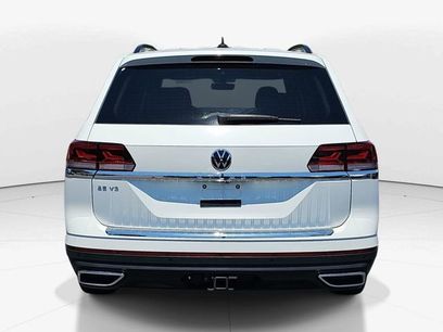 Used 2023 Volkswagen Atlas SE w/ Panoramic Sunroof Package