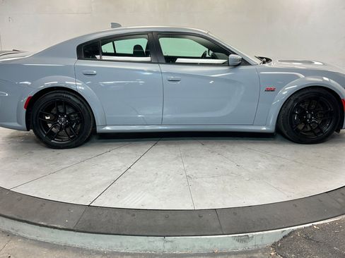 Used 2022 Dodge Charger Scat Pack RWD image 7