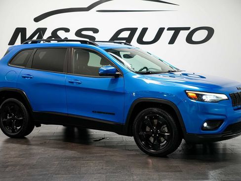 Used 2020 Jeep Cherokee Latitude Plus FWD image 7