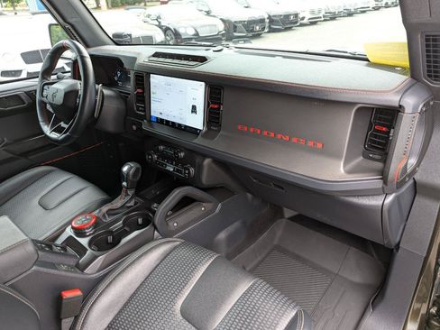 Used 2025 Ford Bronco Raptor AWD/4WD image 39