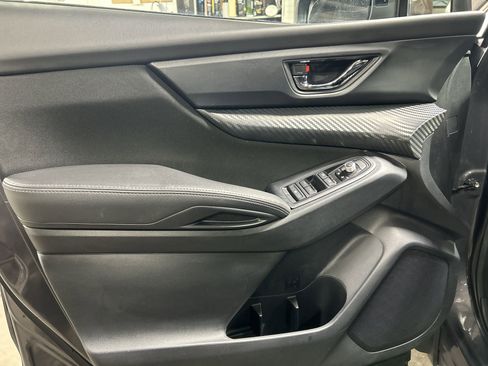 Used 2023 Subaru Ascent Premium w/ Convenience Package image 23