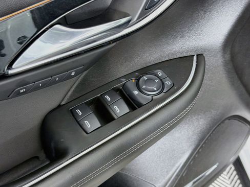 Used 2024 Buick Envision Preferred AWD/4WD image 15