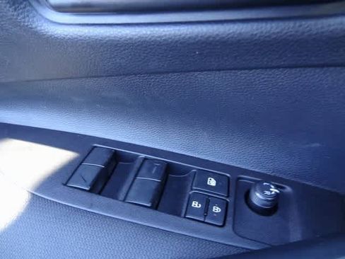 Used 2025 Toyota Corolla LE image 8