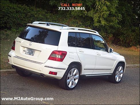 Used 2010 Mercedes-Benz GLK 350 4MATIC image 23