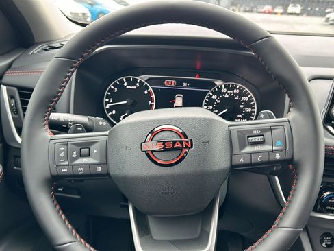 New 2026 Nissan Rogue SV image 25