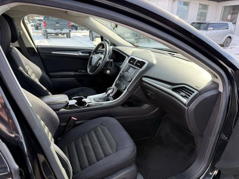 Used 2014 Ford Fusion SE image 21