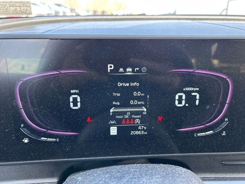 Certified 2023 Kia Sportage EX FWD image 12