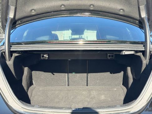 Used 2019 Mercedes-Benz E 300 image 11