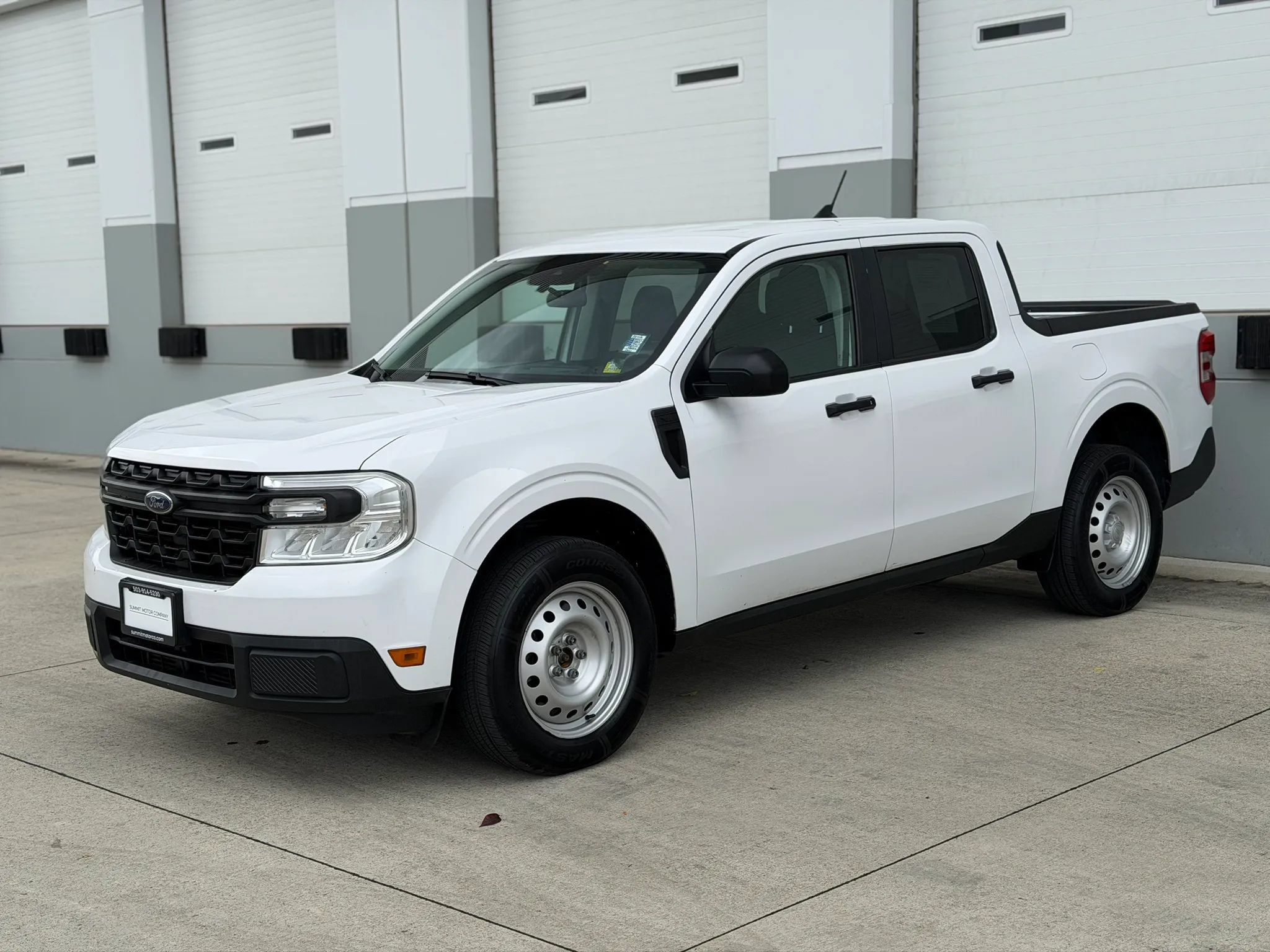 Used 2022 Ford Maverick XL FWD image 2