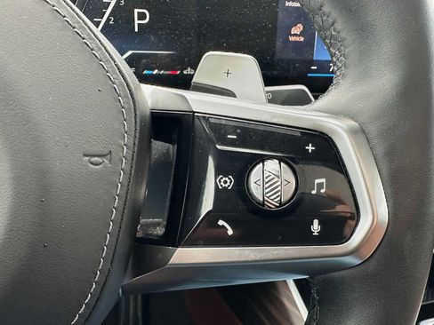 Used 2023 BMW 760i xDrive image 47