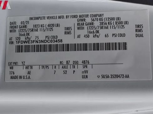 Used 2022 Ford E-350 and Econoline 350 Super Duty RWD image 29