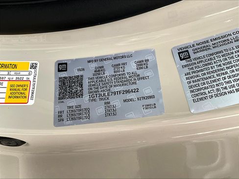 New 2026 GMC Sierra 2500 Pro w/ Convenience Package AWD/4WD image 11