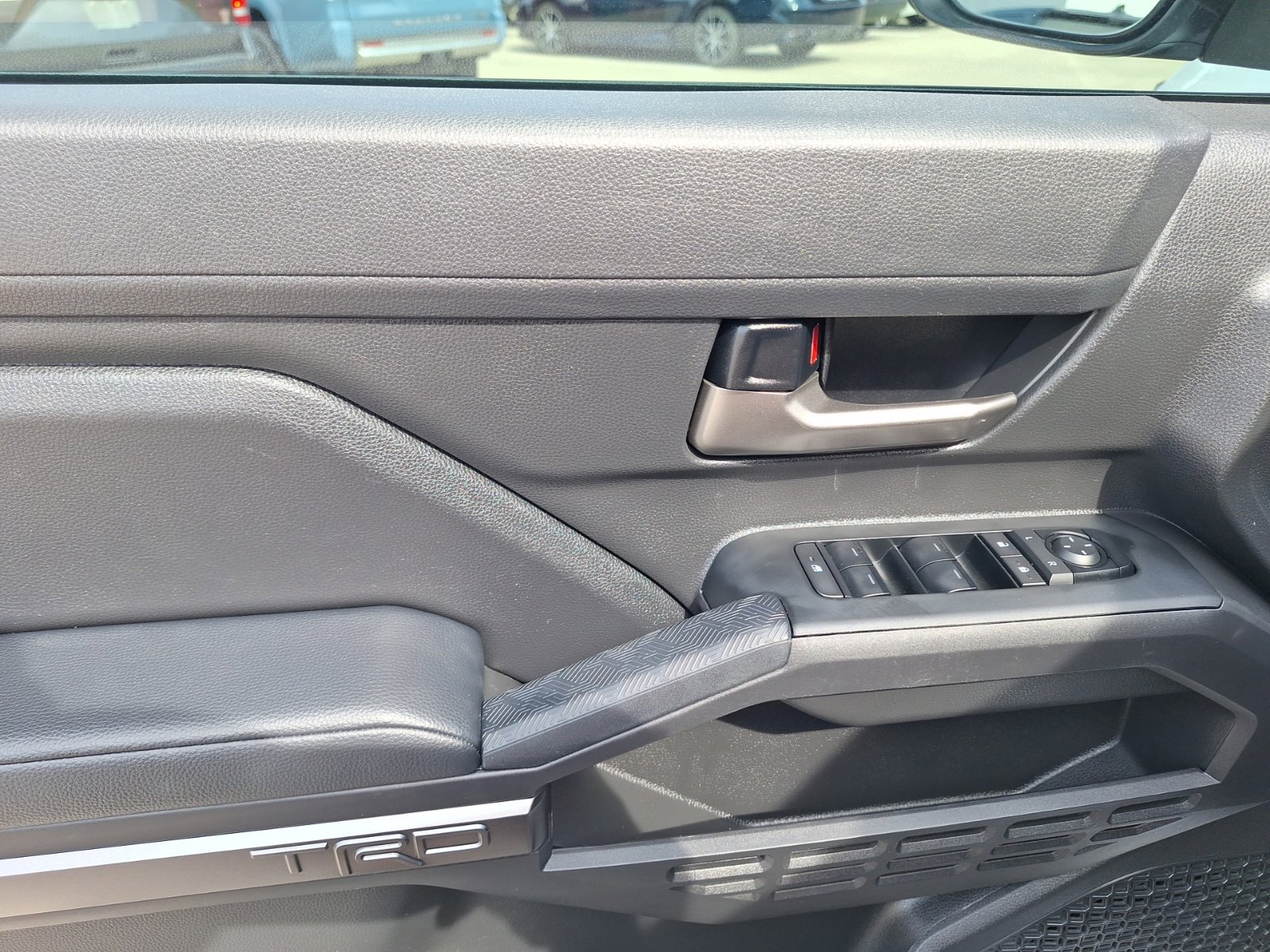 Used 2024 Toyota Tacoma TRD Off-Road AWD/4WD image 18