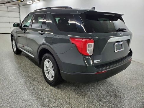 Used 2023 Ford Explorer XLT image 6