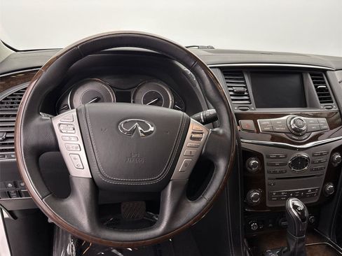 Used 2018 INFINITI QX80 4WD w/ Deluxe Technology Package image 22