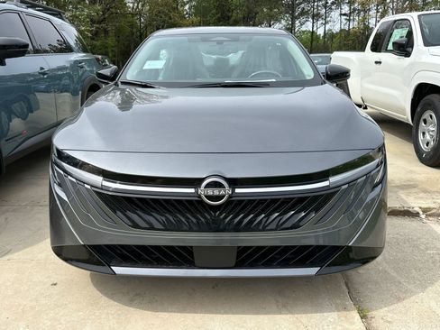 New 2026 Nissan Sentra SV w/ SV Convenience Package image 2