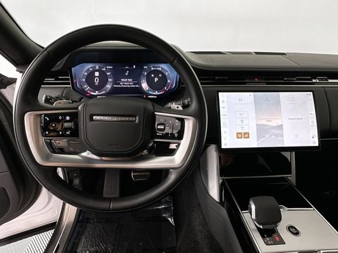 Certified 2024 Land Rover Range Rover SE AWD/4WD image 11