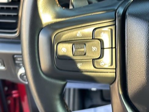 Used 2023 GMC Sierra 1500 AT4 w/ Technology Package AWD/4WD image 14