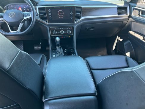 Used 2023 Volkswagen Atlas SE FWD image 20