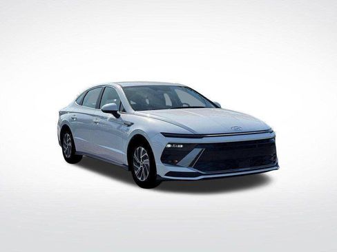 New 2026 Hyundai Sonata Blue FWD image 10