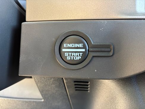 New 2025 Ford Bronco Outer Banks image 29