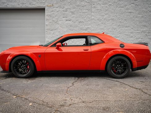 Used 2022 Dodge Challenger SRT Hellcat Redeye image 9