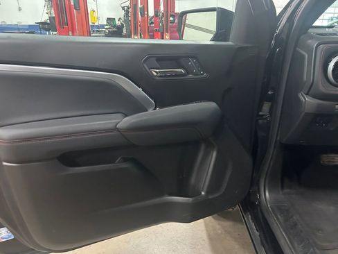 Used 2023 Chevrolet Colorado Z71 w/ Z71 Convenience Package 2 image 20