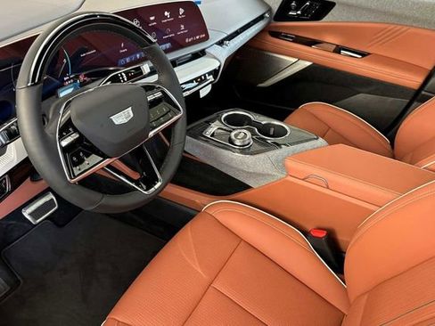 New 2026 Cadillac Optiq Sport 2 w/ LPO, Floor Liner Package image 10