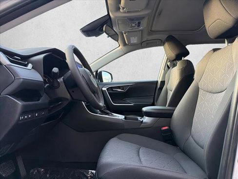 New 2025 Toyota RAV4 XLE image 11