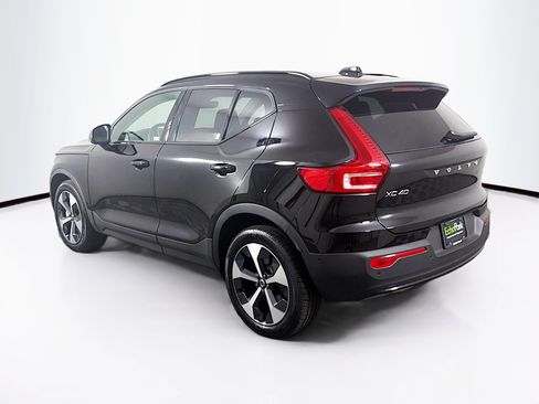 Used 2026 Volvo XC40 B5 Plus AWD/4WD image 5