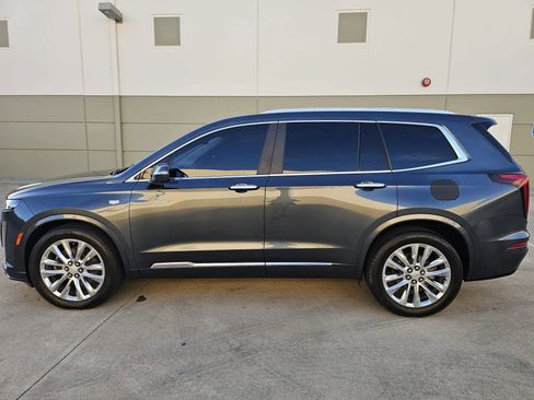 Used 2020 Cadillac XT6 Premium Luxury FWD image 9