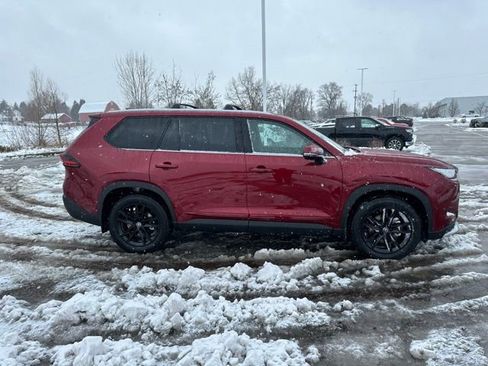 Used 2026 Toyota Grand Highlander AWD Hybrid image 24