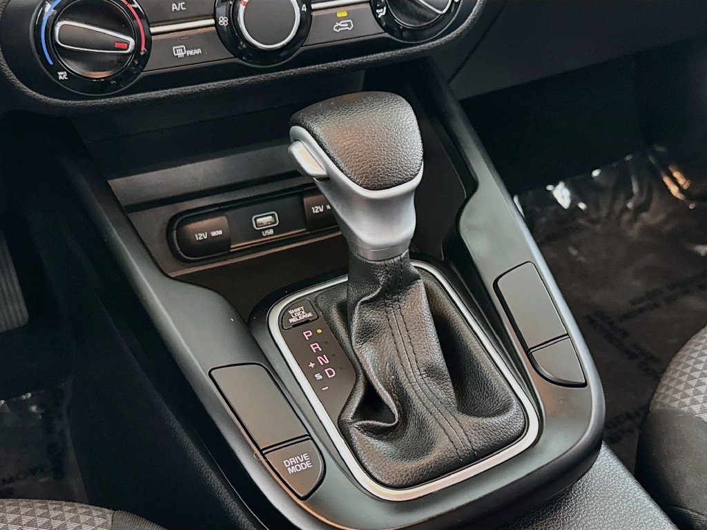 Used 2022 Kia Soul LX FWD image 16