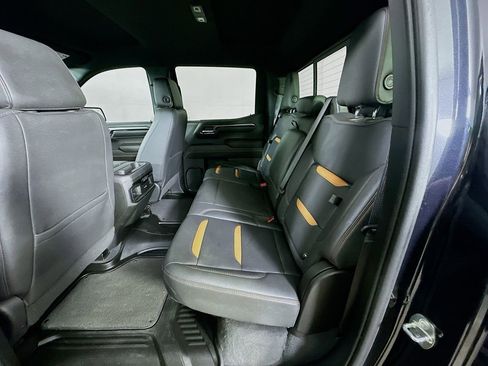 Used 2023 GMC Sierra 1500 AT4 w/ AT4 Preferred Package image 14