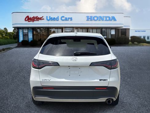 Used 2023 Honda HR-V Sport image 4