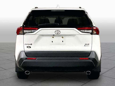 Used 2025 Toyota RAV4 XLE w/ Convenience Package AWD/4WD image 5