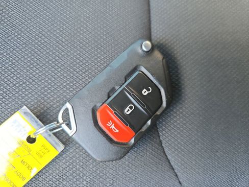 Used 2021 Jeep Wrangler Unlimited Sport image 38