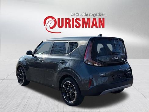Used 2023 Kia Soul EX image 4